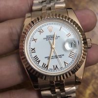 Champagne-white