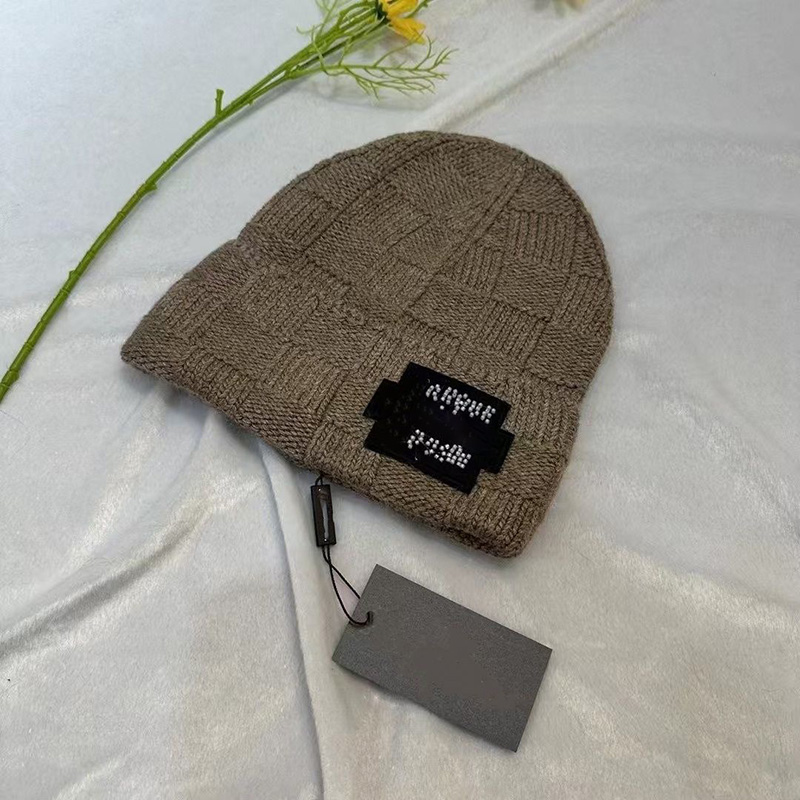 luxury designer beanie women and men New grid letters bonnet hat brim bonnet classic beautiful fashionable autumn and winter wear